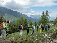 in fila lungo la trincea